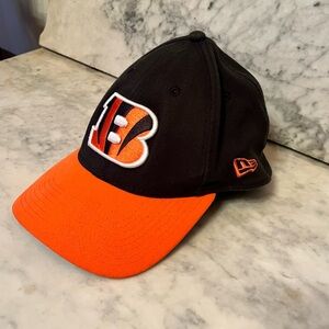 Cincinnati Bengals Black and Orange Cap with Logo